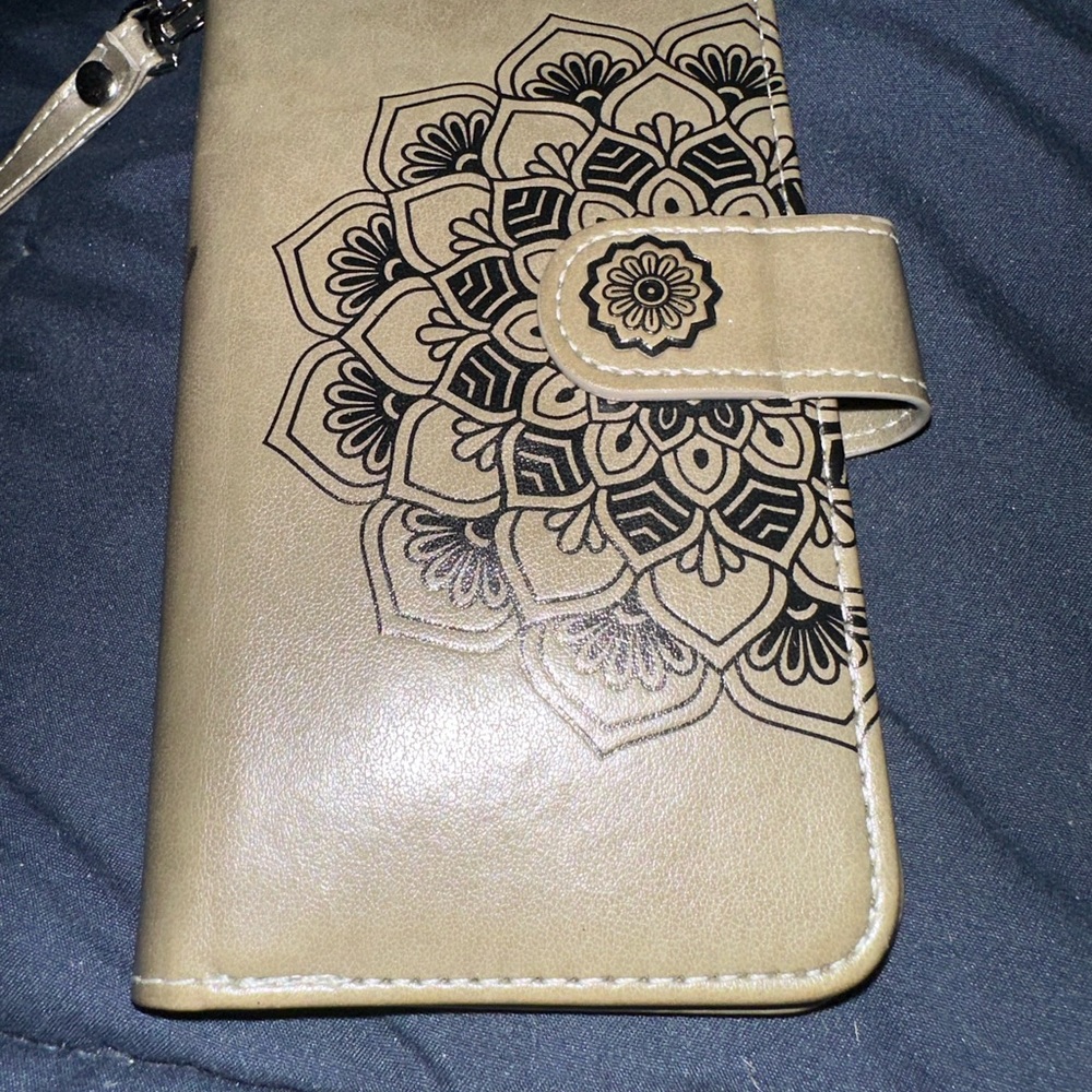 Samsung Galaxy J7 Mandela Wallet Case - Picture 5 of 8